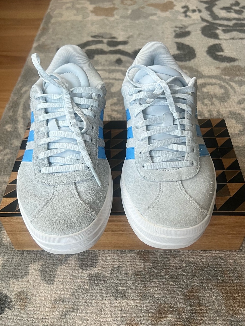 adidas Light Gray/blue Women’s Suede  Sneakers (sz 6 fits like 7)